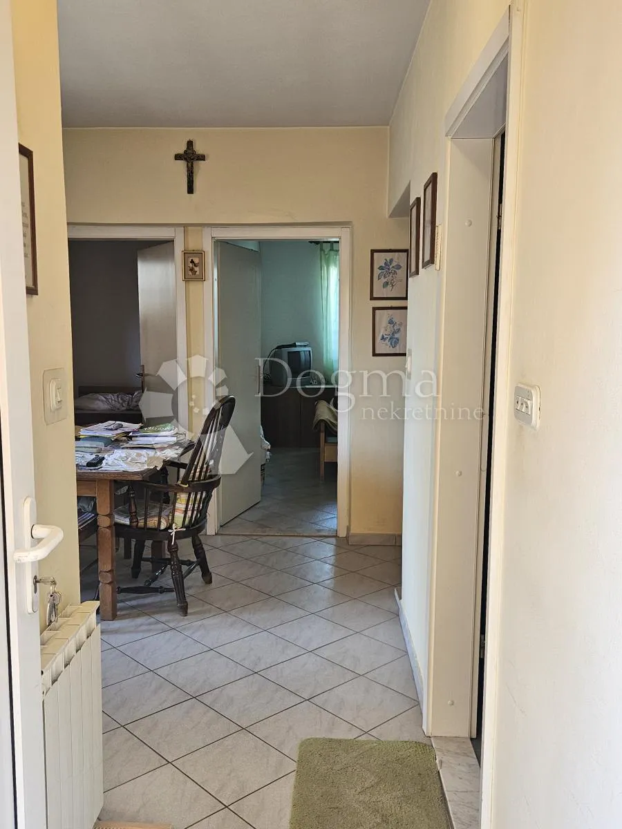 apartmanska kuća u pakoštanima - slika 16