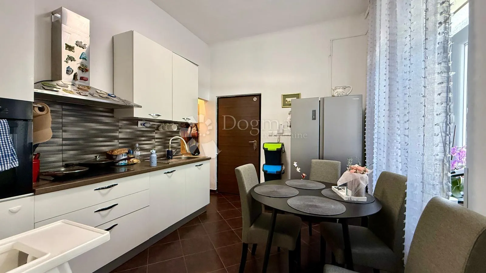 uredan dvosoban stan 55,03 m² u mirnoj zgradi s tri stana - slika 7