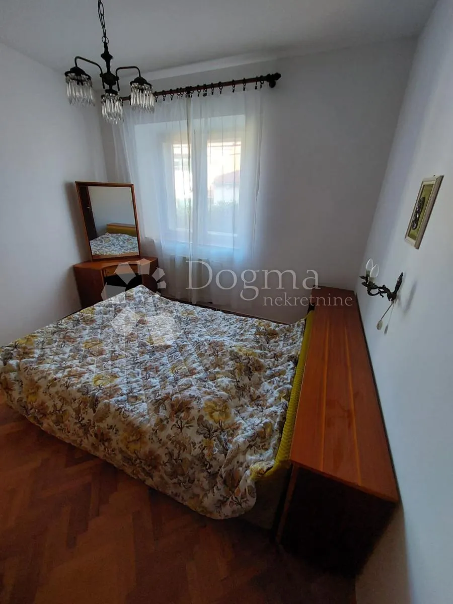 mali lošinj- dvije samostojeće kuće 100 m od mora - slika 11