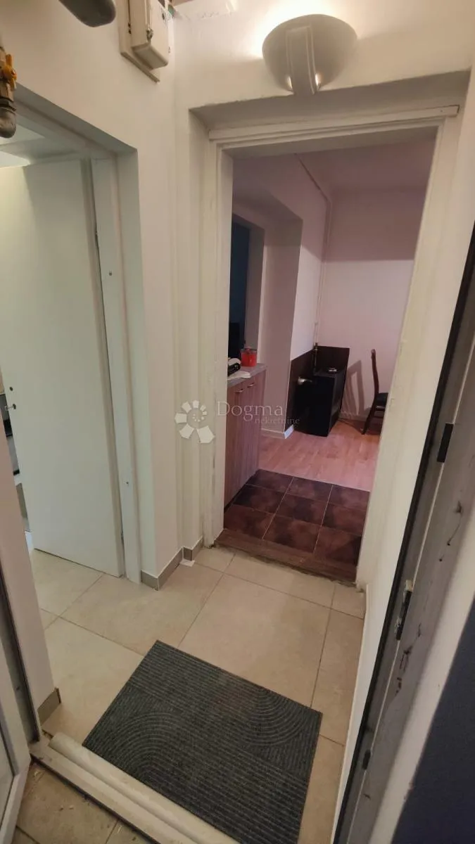 trešnjevka stan 35 m2 prilika za investiciju - slika 9