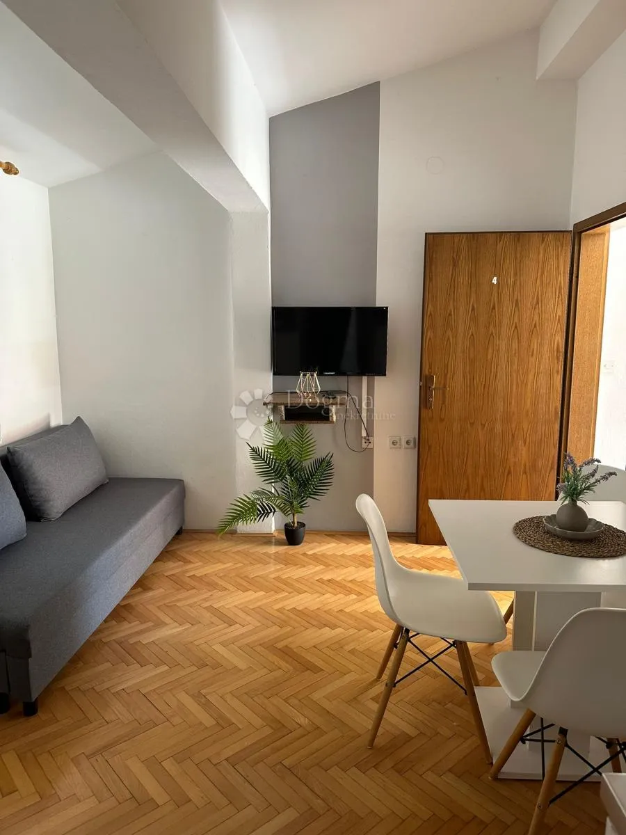 vodice – kuća s 6 apartmana blizu mora - slika 30
