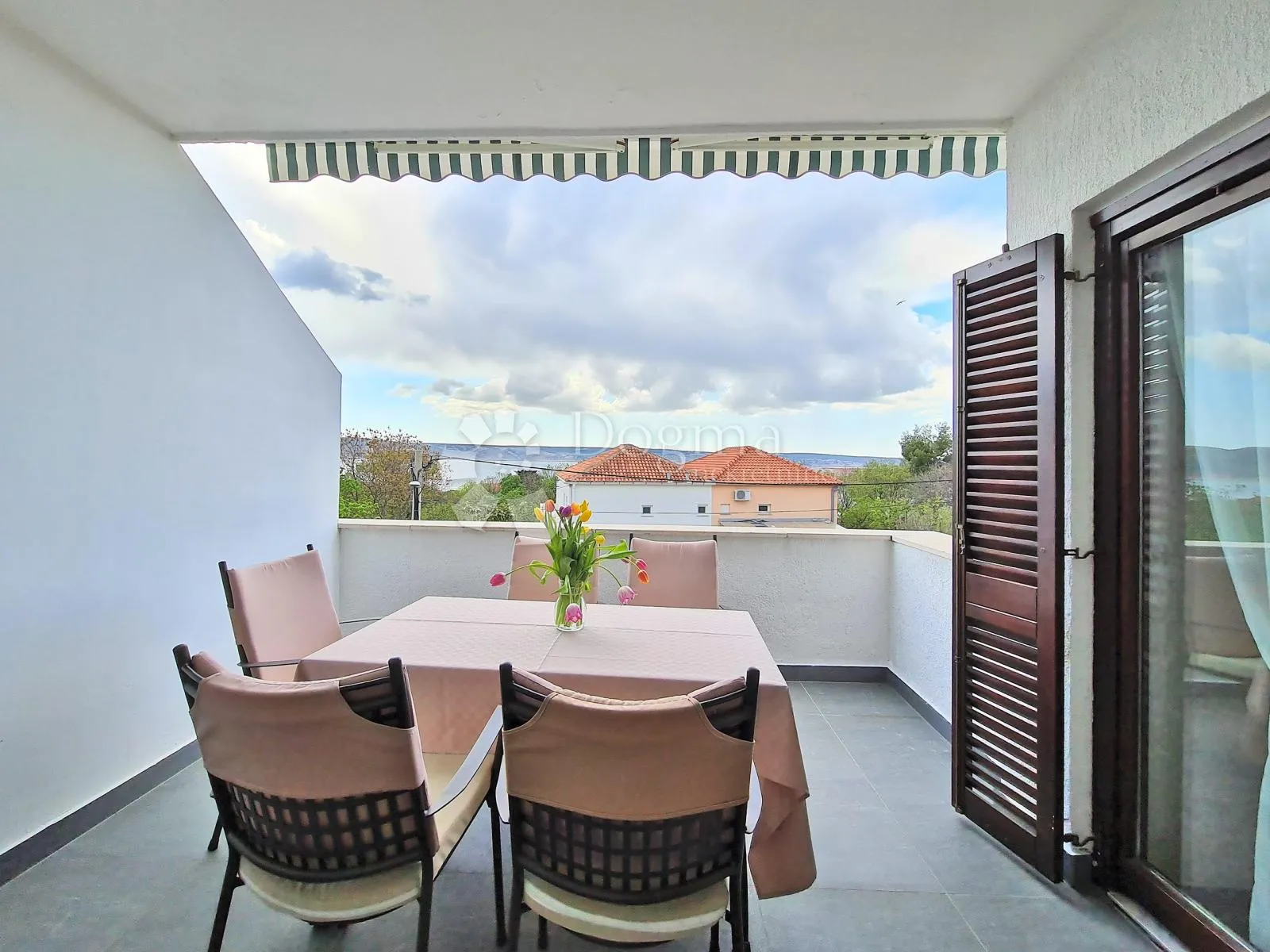 kuća s 8 apartmana spremna za turistički najam - slika 3