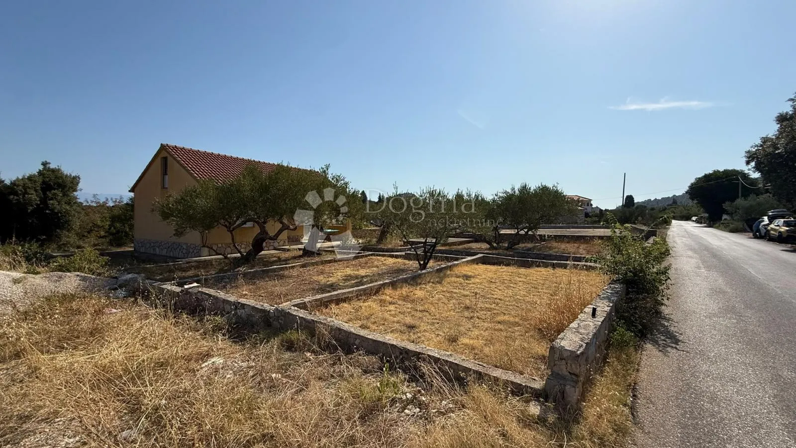 kuća hvar- zastražišće 110m2 + 500m2 okučnice - slika 10