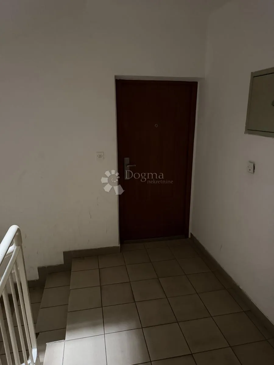 apartman 67m2 s garažom i spremištem - slika 7