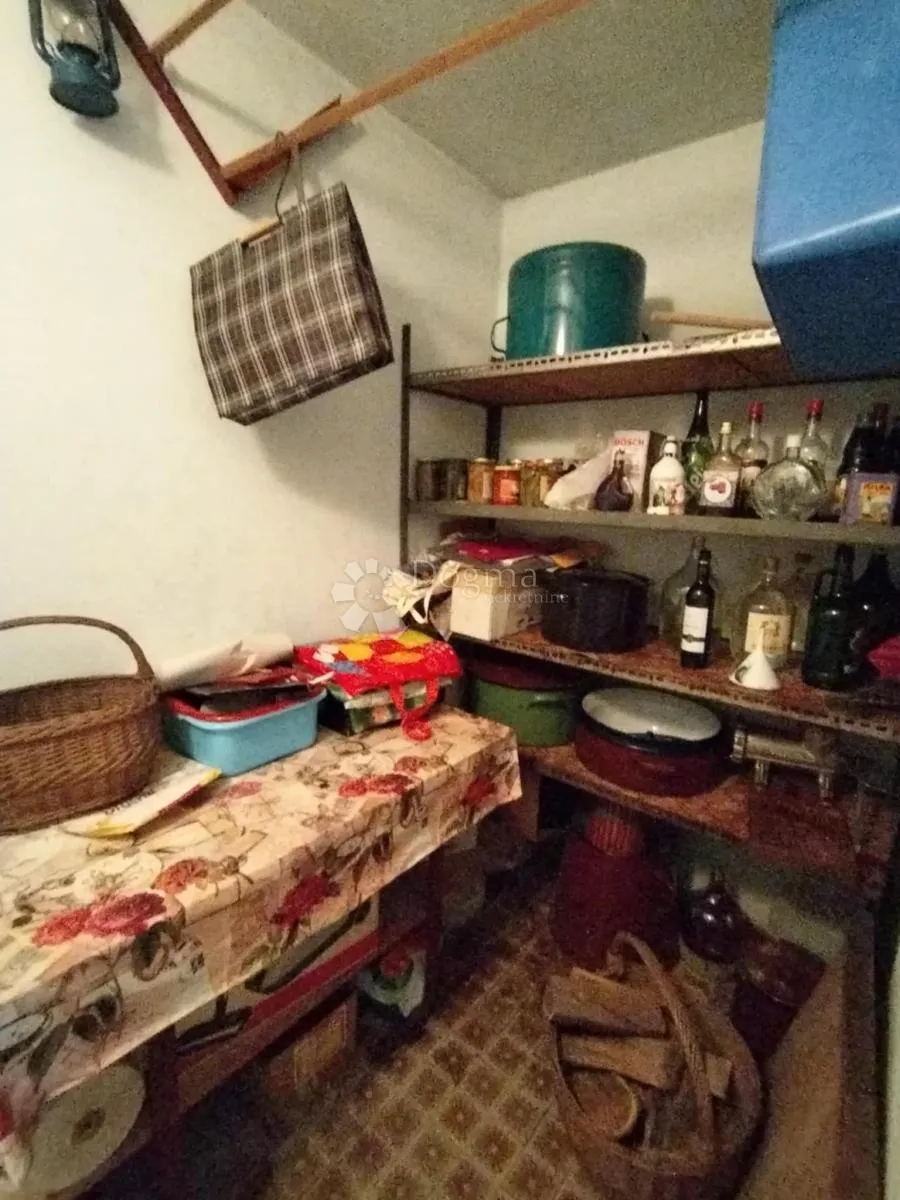 visoka prizemnica s okućnicom 1.300 m² – haganj - slika 12