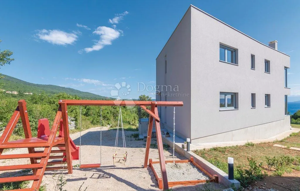 samostojeća kuća sa 2 luksuzna stana, pogled more! labin, okolica - slika 27