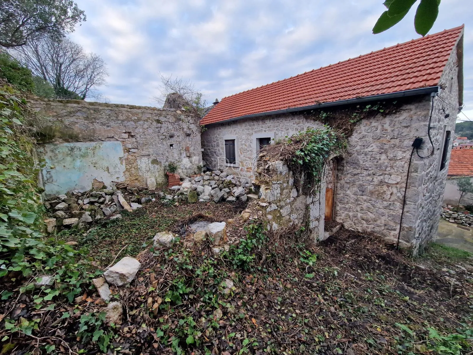 autentična dalmatinska kamena kuća - slika 3