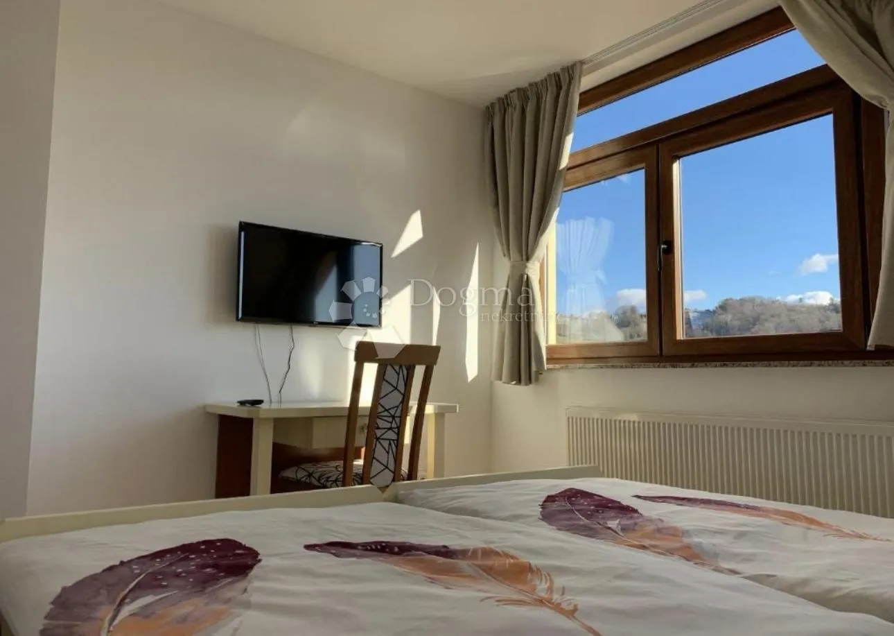 prodaja poslovne zgrade-hotel-restoran - slika 22