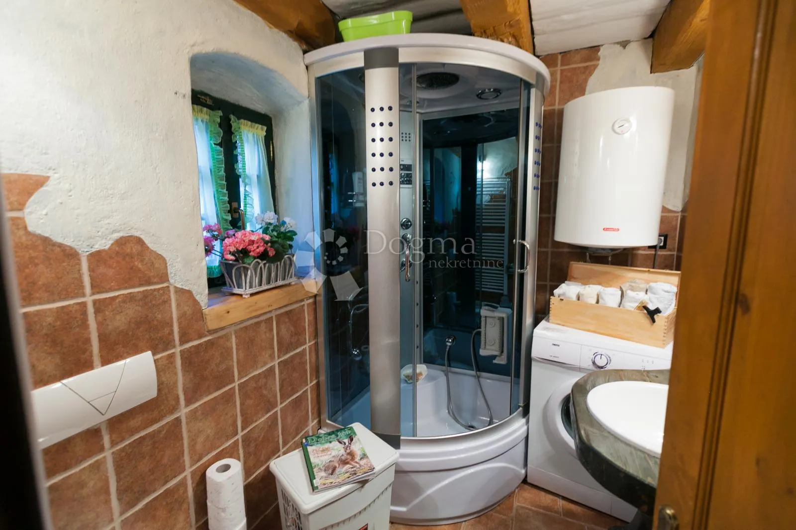 atraktivno turističko imanje na bjelolasici/jasenak - slika 25