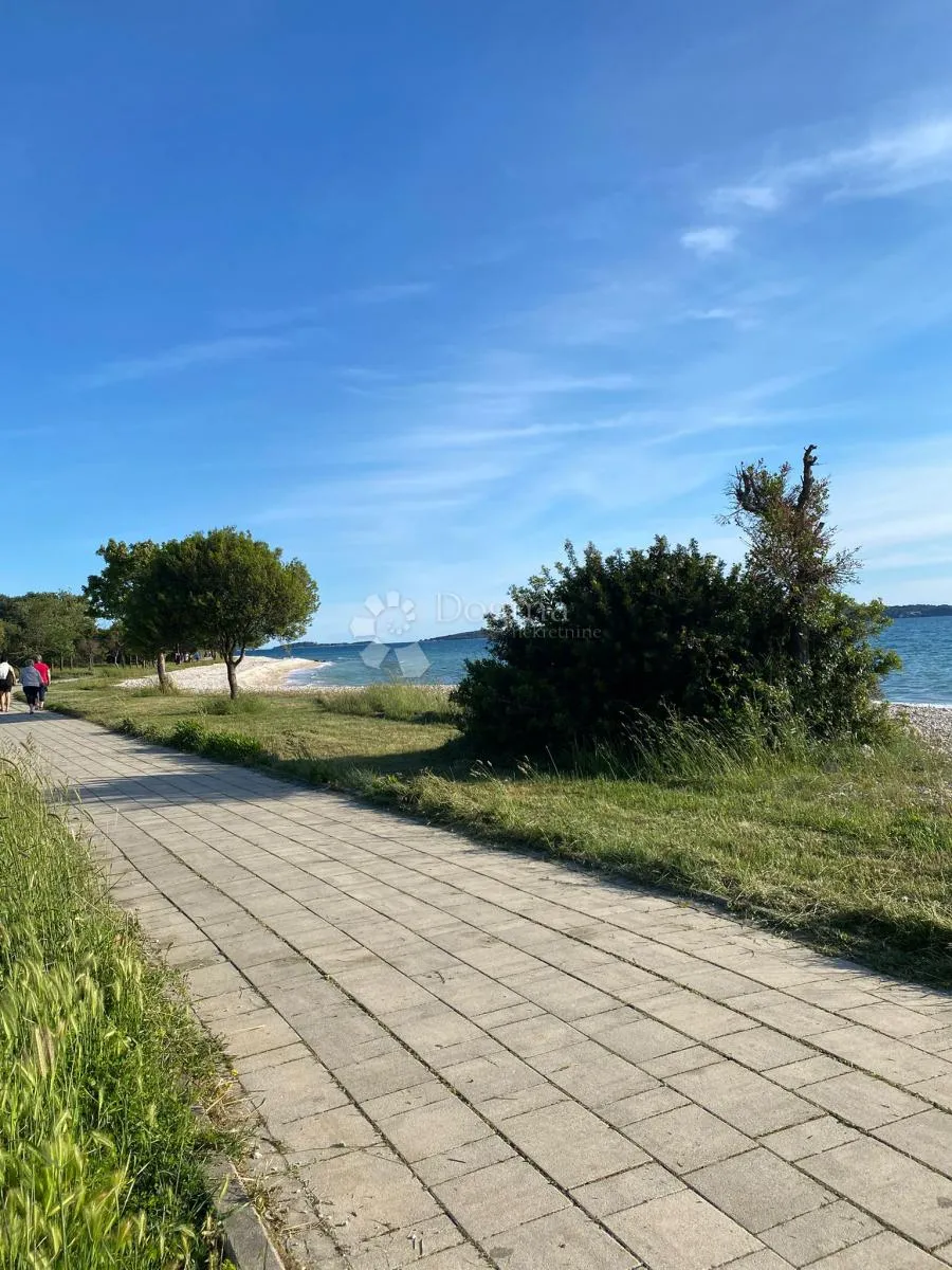 vaš privatni dašak mediterana nadomak centra peroja i plaže - slika 15