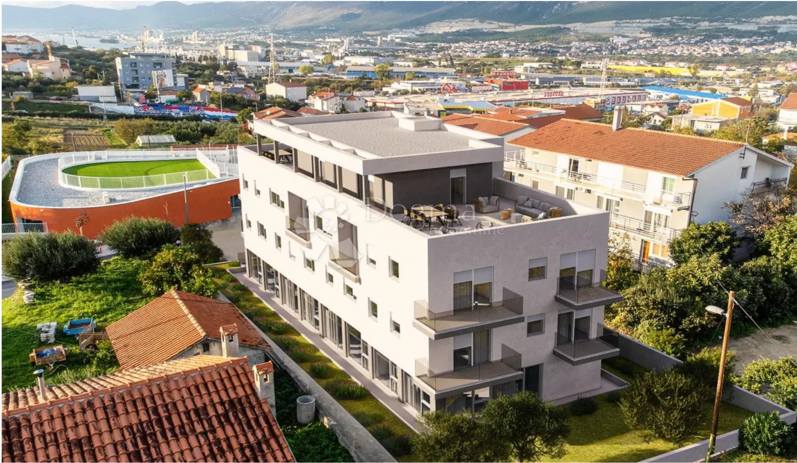 Poslovni prostor novogradnja Mejaši 3 zanatska namjena 69,95 m2 - Split