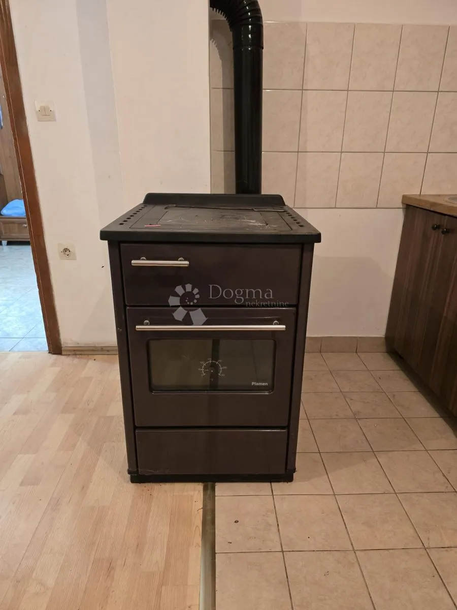 idealna za obitelj ili ulaganje – kuća s velikom okućnicom na dunavu - slika 10