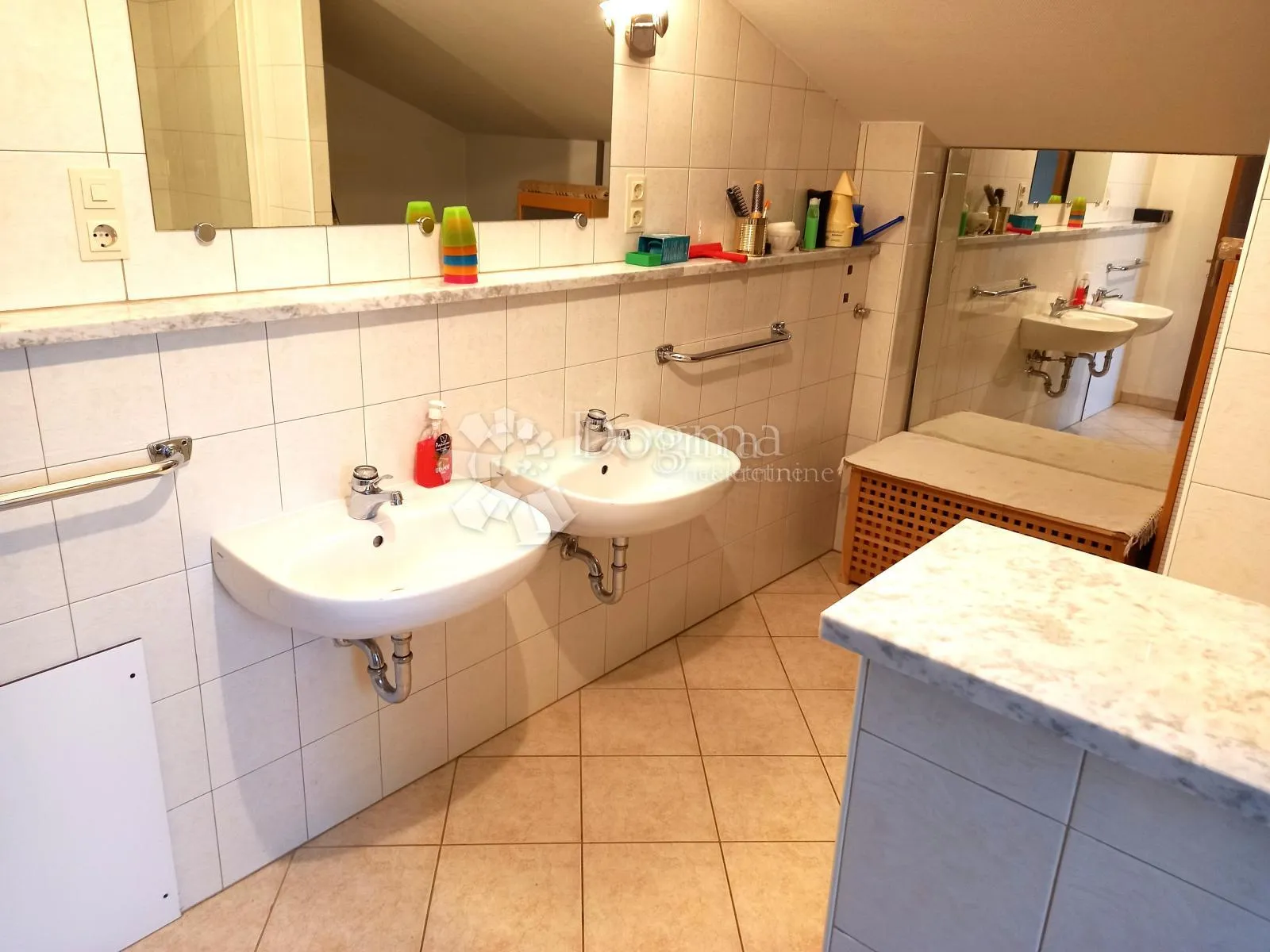 istra-umag, apartman sa terasom i pogledom na more - slika 12