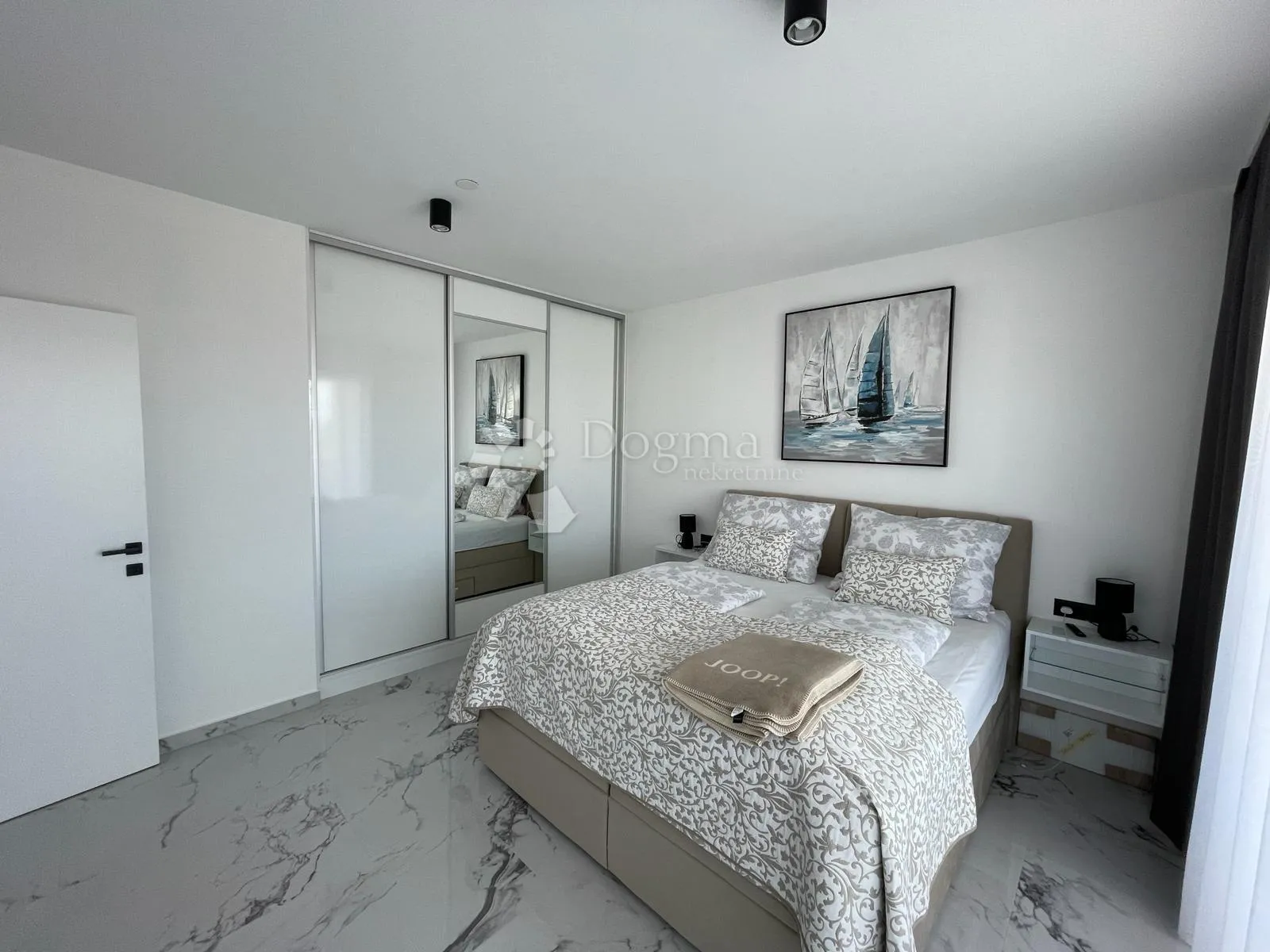 bibinje - potpuno opremljen penthouse s bazenom na krovnoj terasi - slika 8