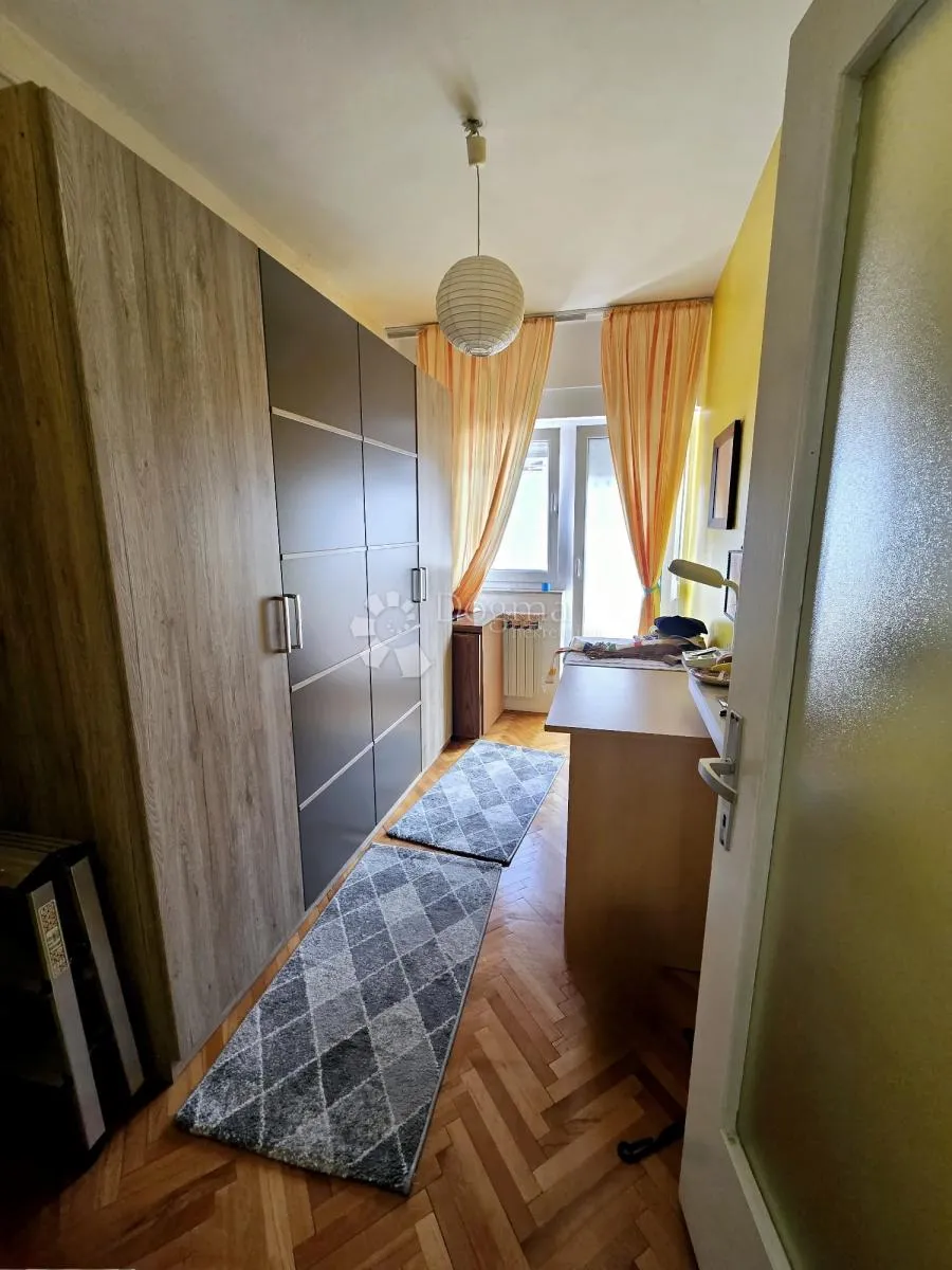 kuća 5 minuta hoda od avenije dubrava - slika 37