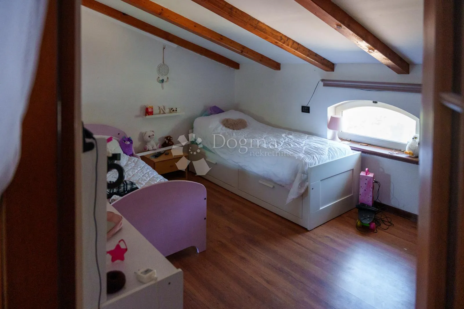 kuća sa 4 apartmana blizu mora - slika 25