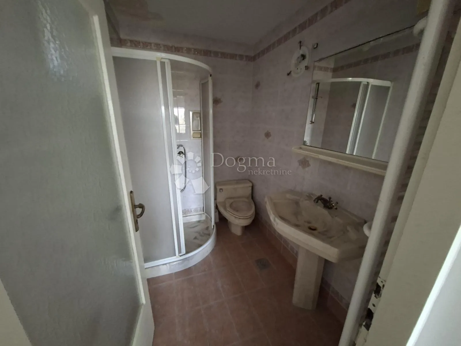 elegantna kuća sisak - slika 25