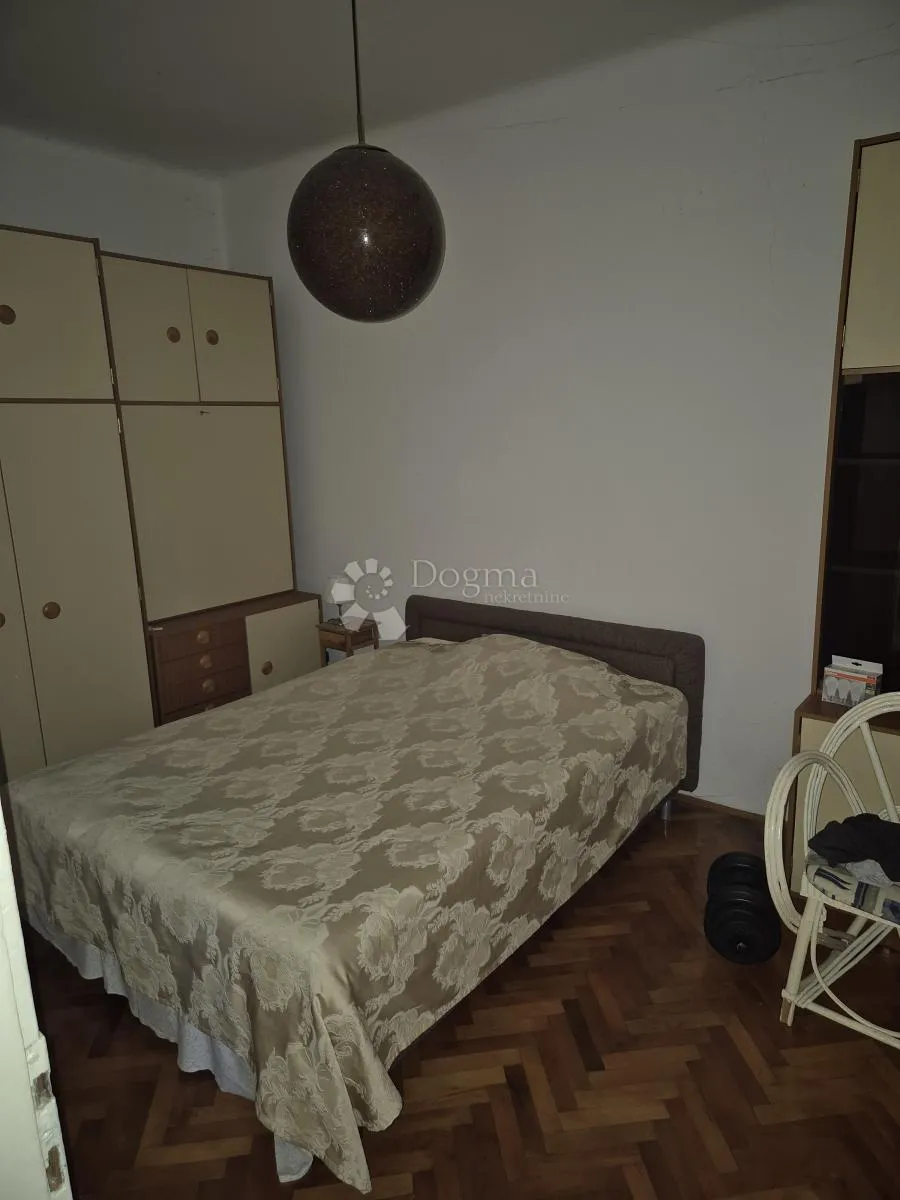 dvije kuće u nizu odlična investicija - slika 15