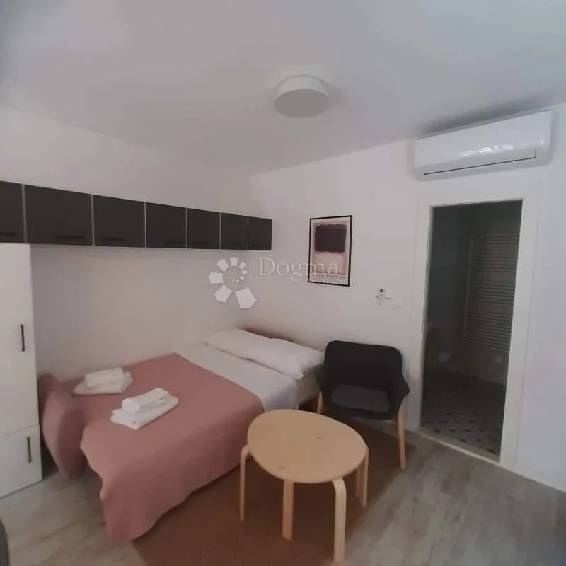 predivna apartmanska kuća podgora - slika 13
