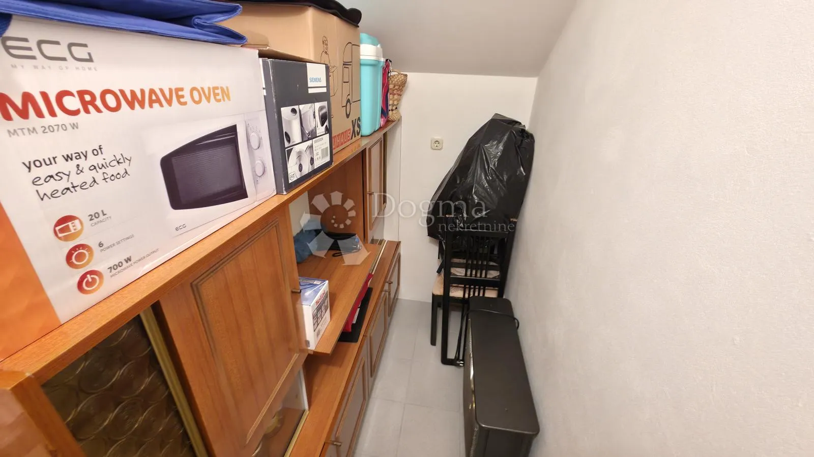 uređena katnica 257 m2 sa velikom okućnicom, žitnjak- struge - slika 23