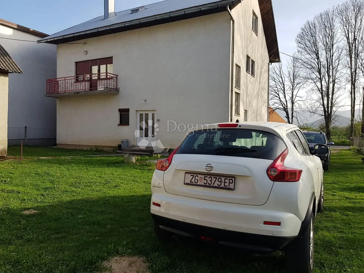 kuća s lokalom i pomoćni objekt mirna lokacija - slika 3