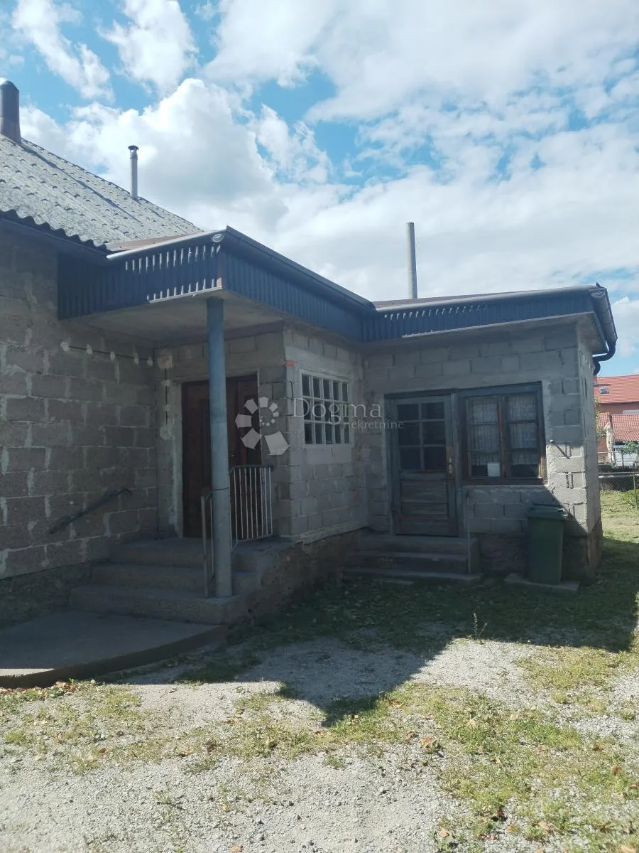 kuća u karlovcu na prodaju - mir u blizini grada - slika 3