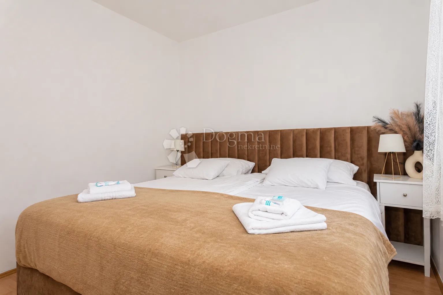 šibenik-penthouse s pogledom na more - slika 21