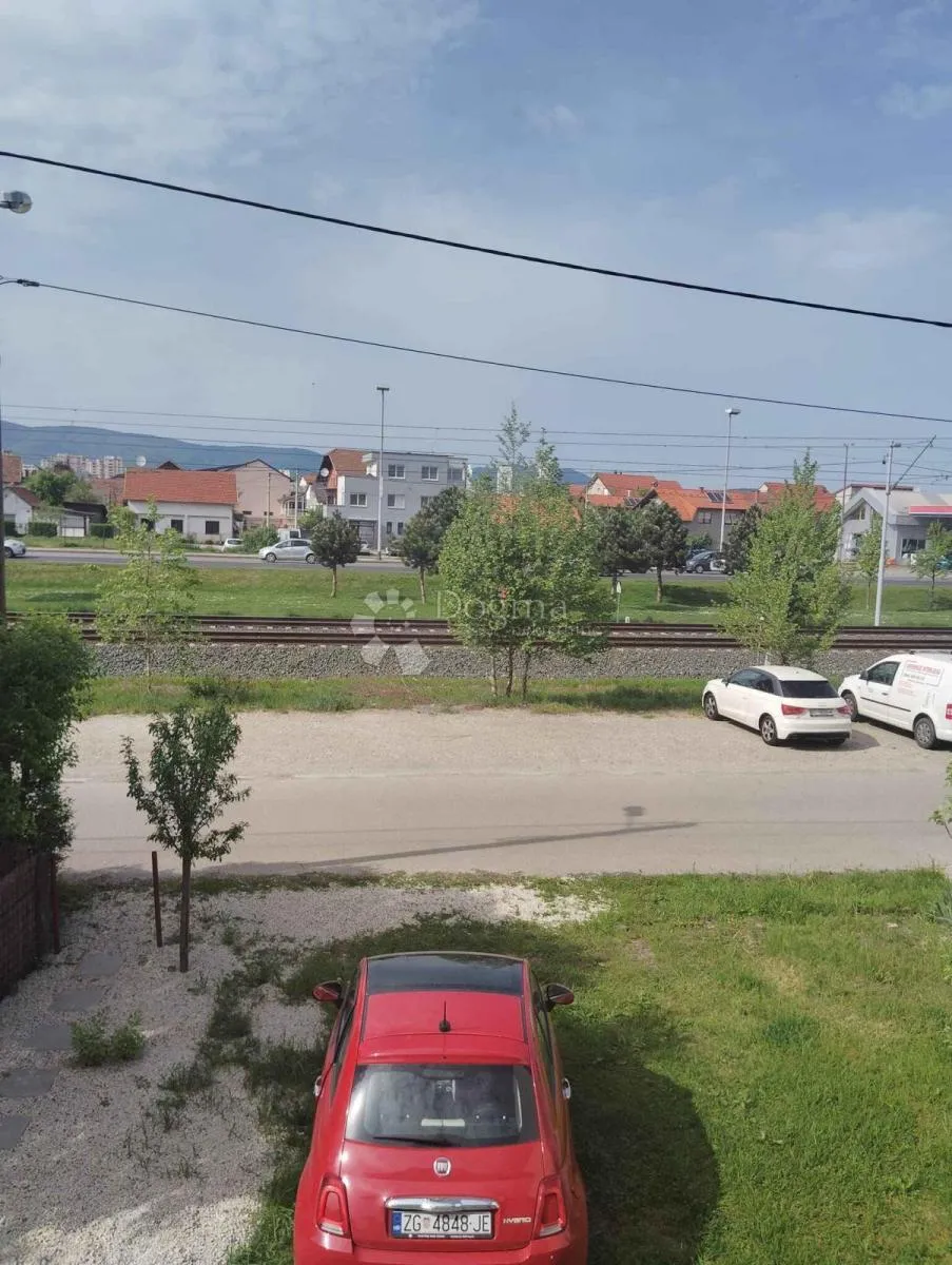 kuća za najam pogodna za 12 radnika - slika 11