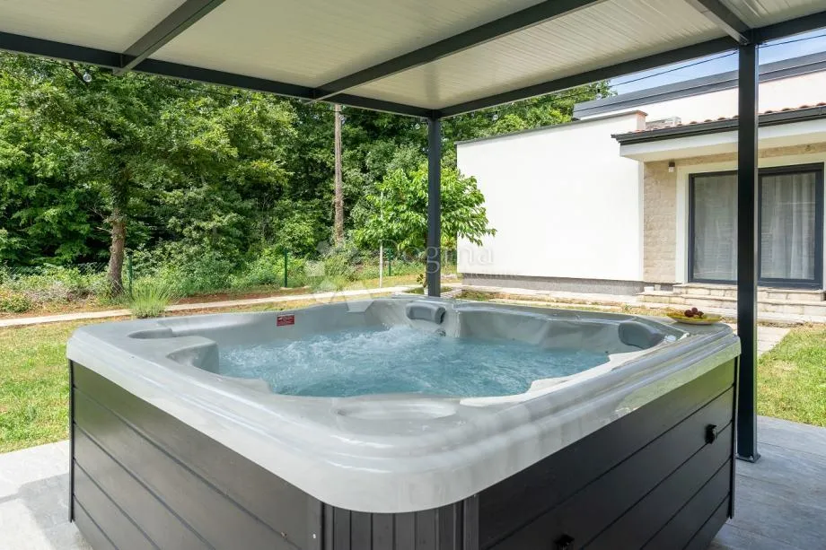 prizemnica s jacuzzijem u istri - 110 m², mirna lokacija barbanštine - slika 14