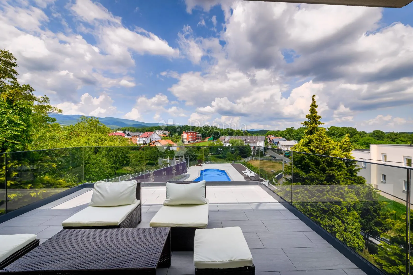 zagreb, maksimir, luksuzan stan 40 m2 s bazenom - slika 7