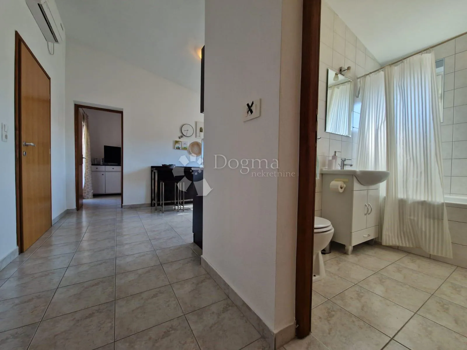 dva apartmana s pogledom na more 100m od plaže tax free - slika 27