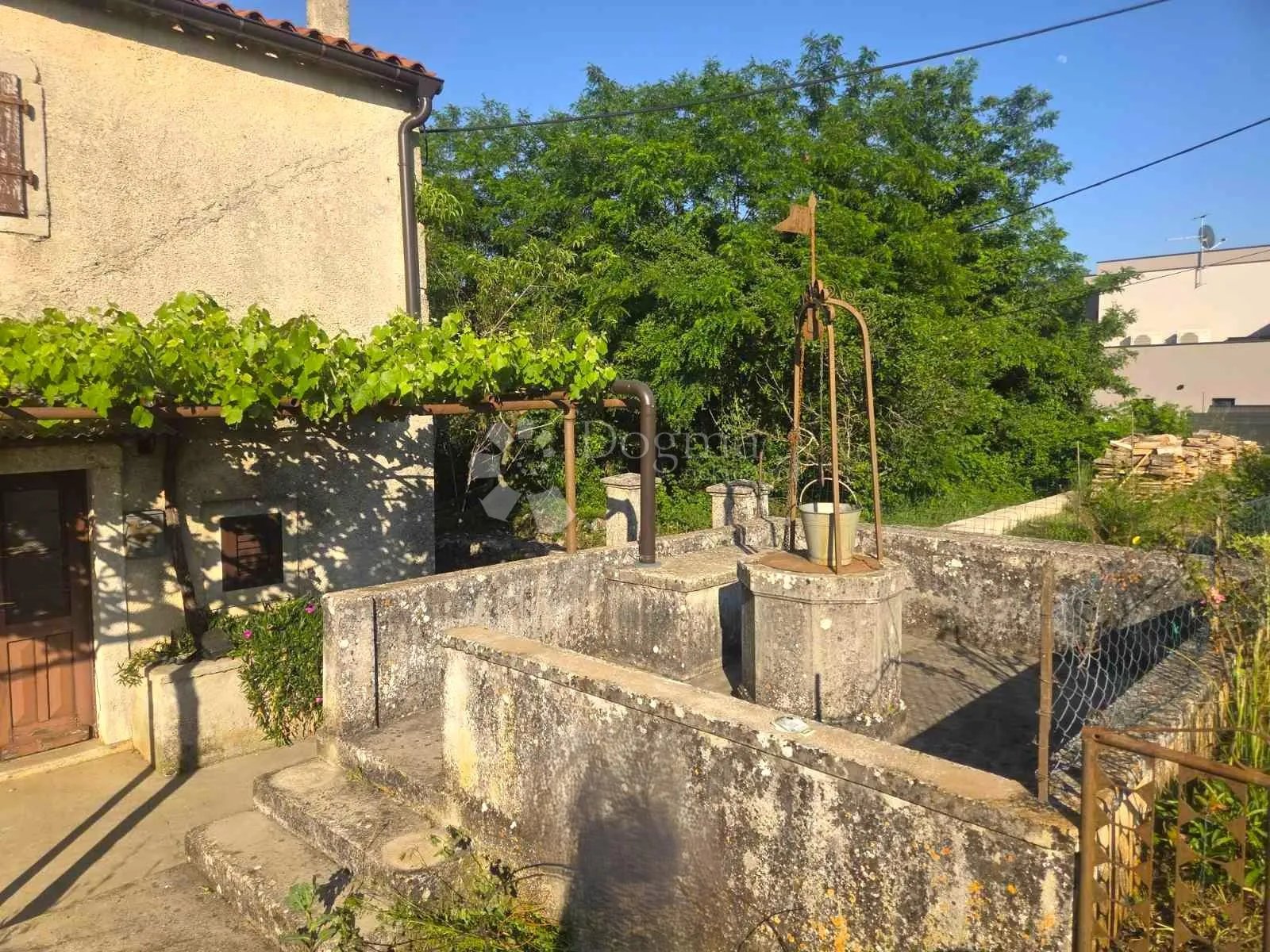 kamena istarska kuća za adaptaciju - slika 2