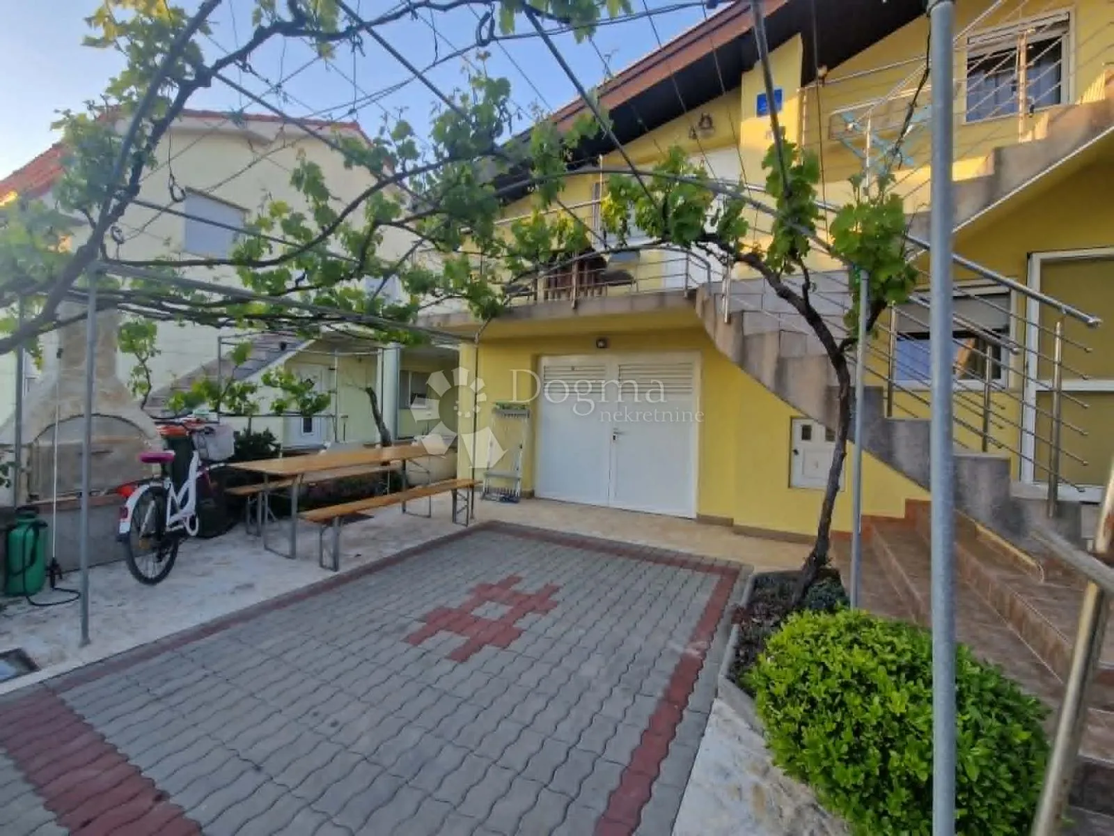 vrsi - zukve - apartmanska kuća u blizini mora - slika 48