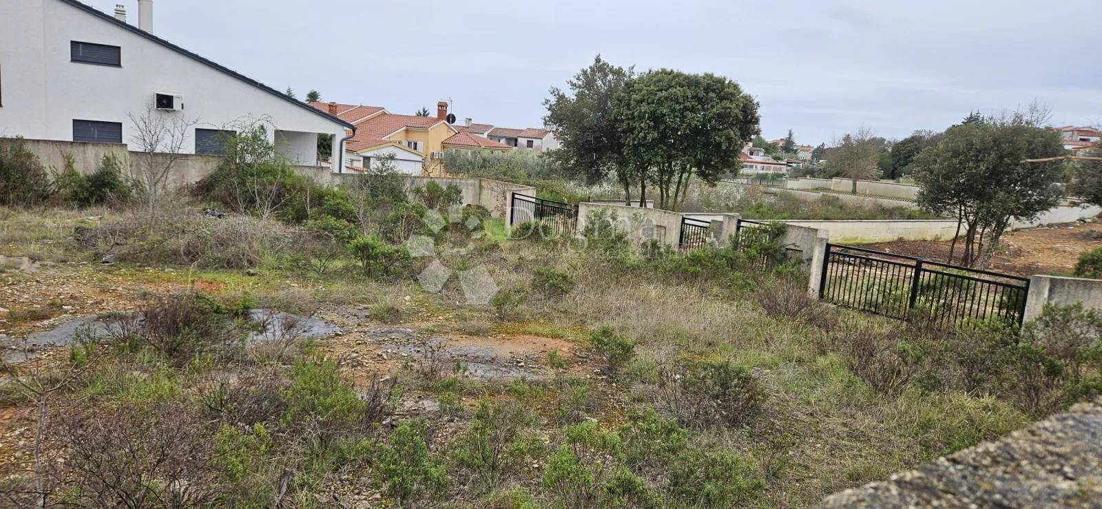 građevinsko zemljište 700 m od mora - slika 4