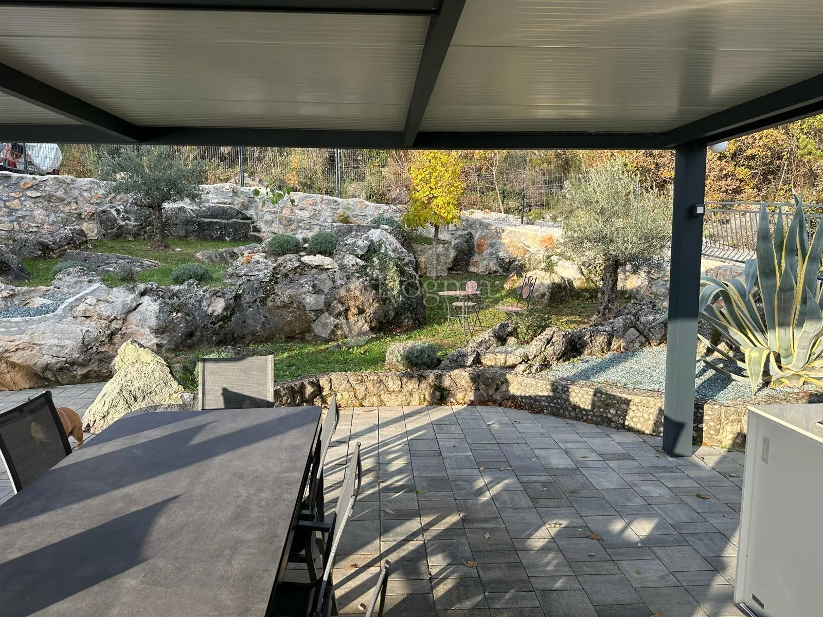 ekskluzivna nekretnina s panoramskim pogledom - slika 28