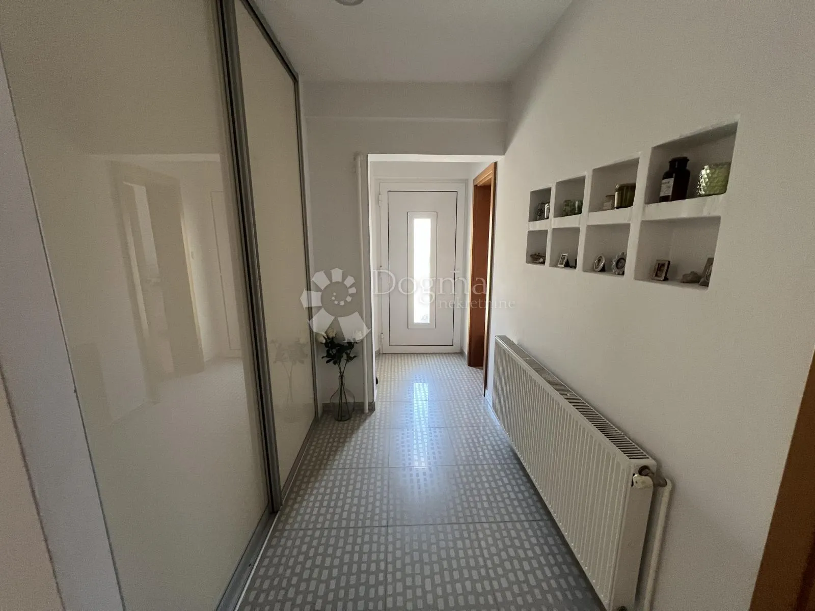gračani - dvoetažni stan 108 m2 s dvije terase i zasebnom parcelom za 3 parkirna mjesta - slika 30