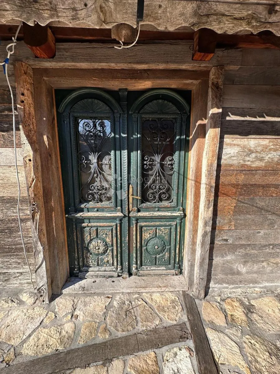 difuzni hotel autohtone kamene kuće 10+1 - slika 38