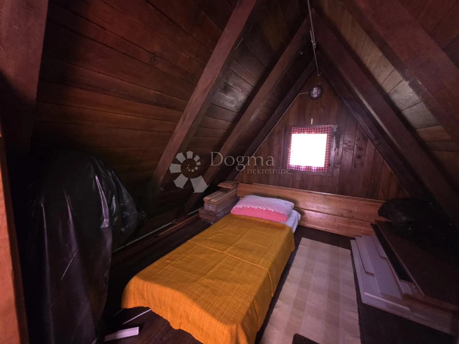 kuća s panoramskim pogledom na zagorje – namještena, bez ulaganja, idealna za život ili turistički najam - slika 42