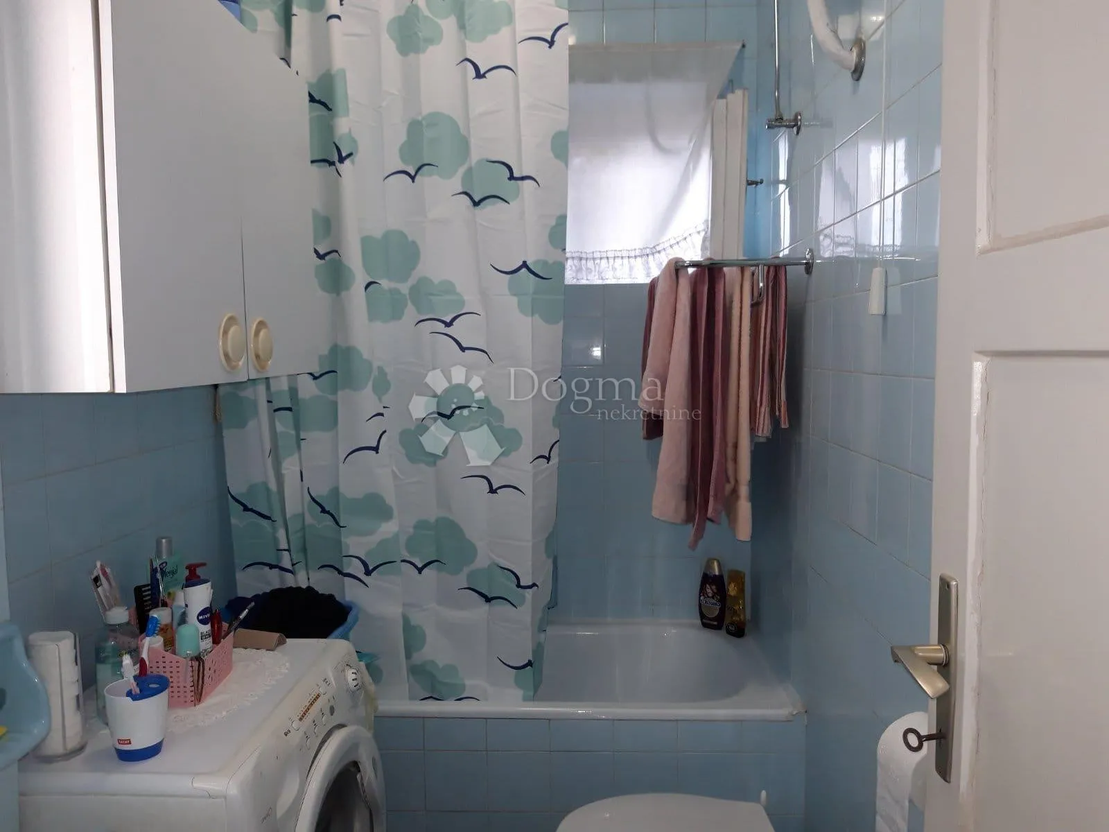 stan blizu strogog centra pule, 70m2 2. kat, parking osiguran - slika 9
