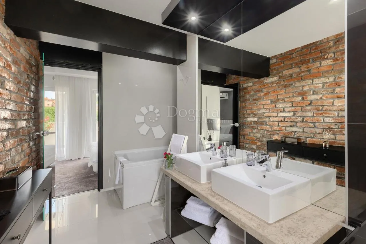 vila sa vlastitim wellness centrom u rovinju - slika 47
