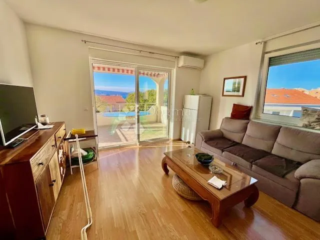 ekskluzivno samo u dogmi!crikvenica,stan 70m2 sa terasom i pogledom na more - slika 3