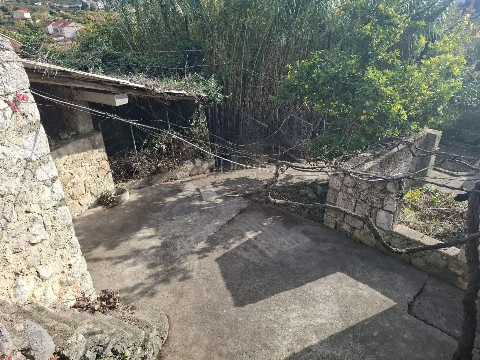 kuća s velikim potencijalom za život ili turizam – orašac - slika 16