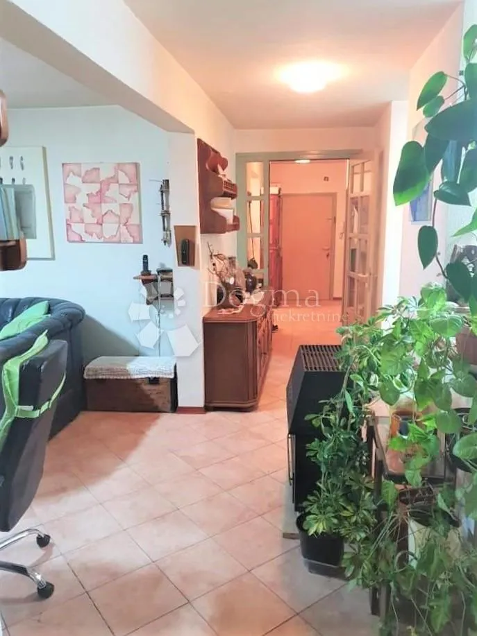 Prodaja stana, 4S, 95 m², visoko prizemlje - Rovinj