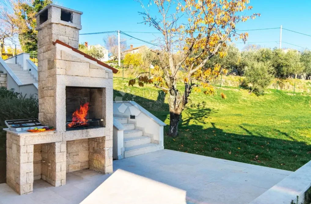 buje - moderna vila s 4 spavaće sobe i prekrasnim pogledom - slika 24