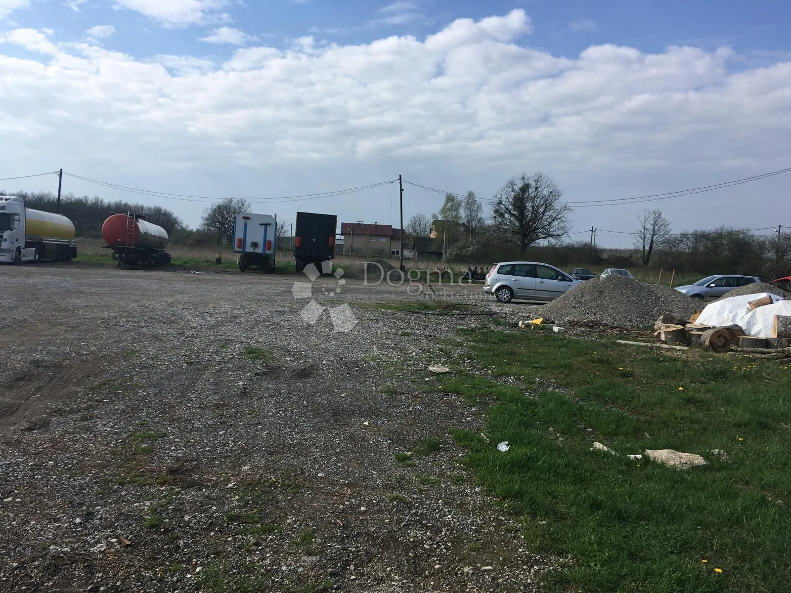 zagreb okolica -zemljište u građevnoj zoni - 6900 m2 - slika 9