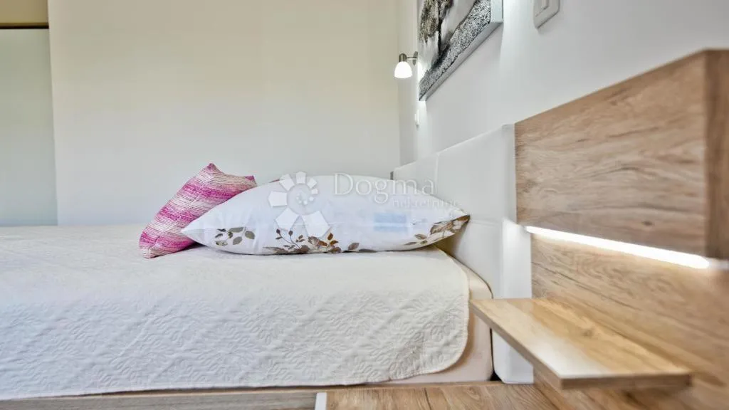 ekskluzivna villa s pogledom na more - slika 19