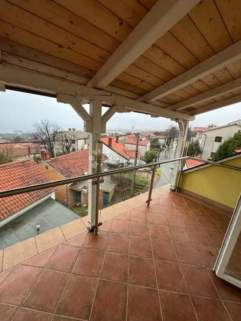 adaptirana kuća u srcu kostrene - idealna za obiteljski život! - slika 22