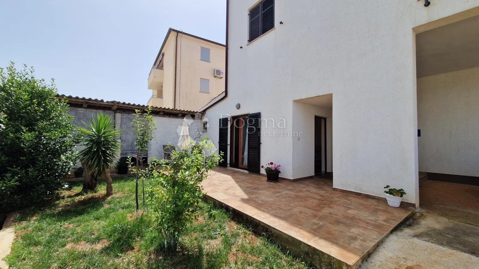 nova kuća u medulinu s 4 apartmana - 170m od mora - slika 11