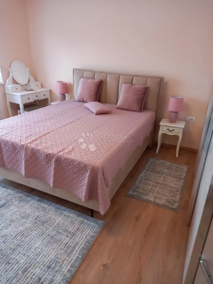 vrbovsko, stan sa garažom i konobom - slika 6