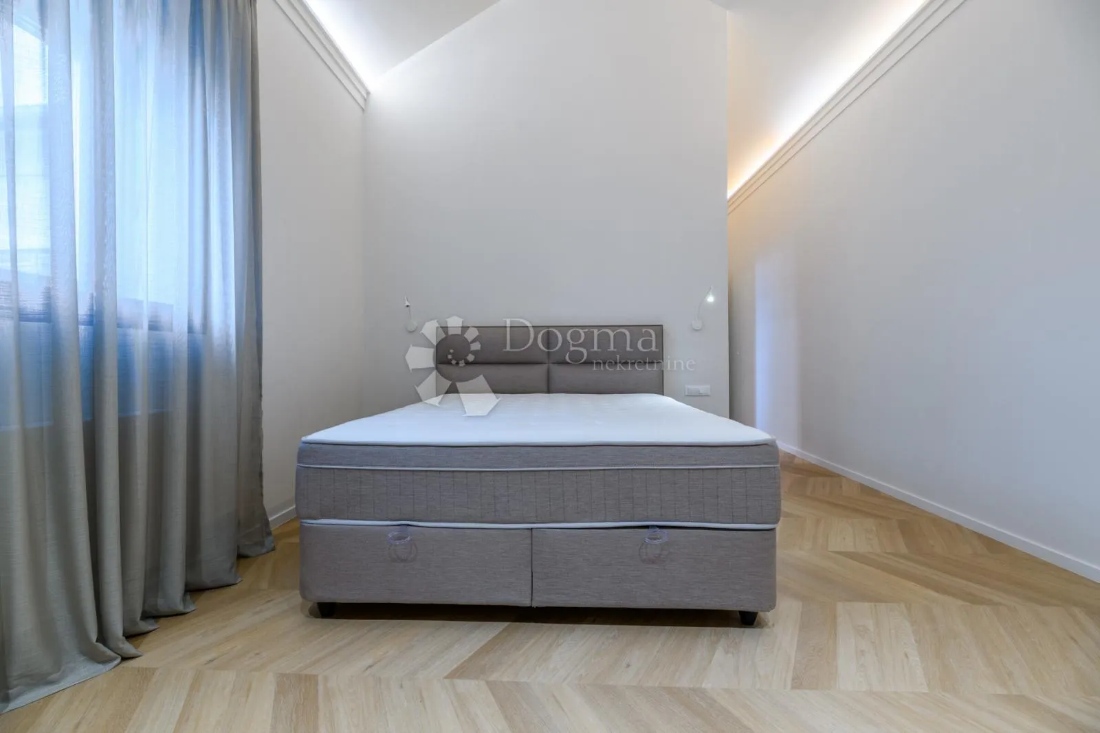 zagreb centar, luksuzan novouređeni stan - slika 11